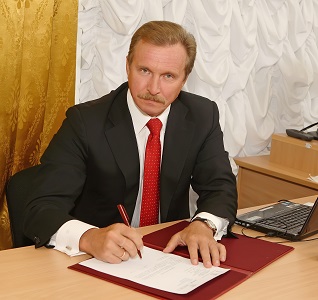 Белоусов А.И. для журналов.jpg